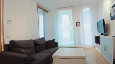 Estudio en alquiler en Cortes-Huertas - Imagen 4