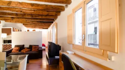Estudio en alquiler en El Barri Gòtic - Imagen 7