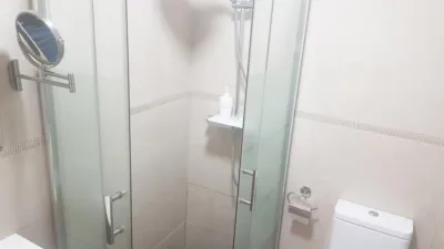 Estudio en alquiler en Montolivet, Montolivet (Distrito Quatre Carreres. València Capital) de 1.400 €<span>/mes</span>
