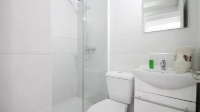 Estudio en alquiler en Zofío - Imagen 5