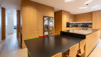 Apartment on Paseo de la Castellana photo 26