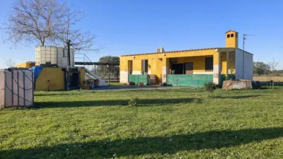 Finca rústica en venta en Alcuéscar - Més