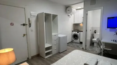 Estudio en alquiler en Arapiles - Imagen 7