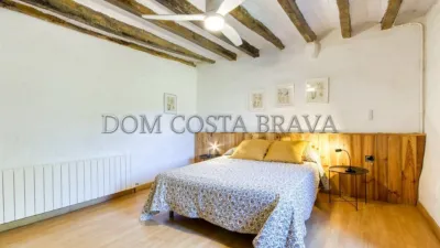 Rustic house on Pla de Tapioles Street photo 14