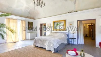 Rustic house on Pla de Tapioles Street photo 34
