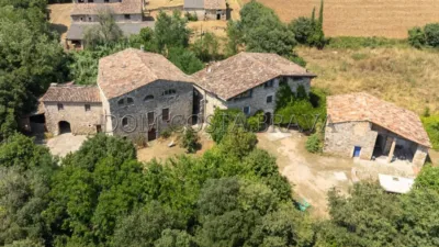 Rustic house on Pla de Tapioles Street photo 11