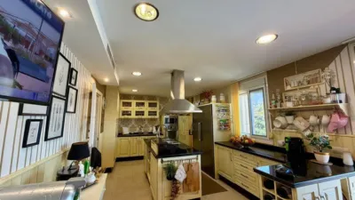 Penthouse on Calle Damaso Alonso photo 26