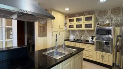 Penthouse on Calle Damaso Alonso photo 2