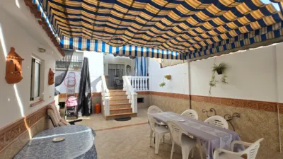 Semi-detached house on Padre Fernando Trejo Street photo 16