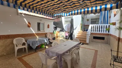 Semi-detached house on Padre Fernando Trejo Street photo 19