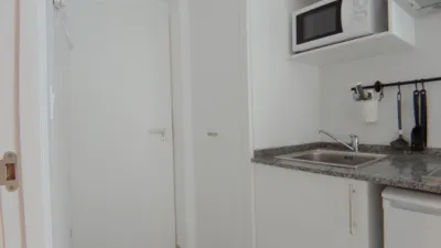 Estudio en alquiler en Pradolongo - Imagen 3