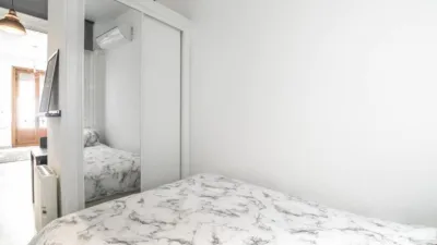 Piso en alquiler en Sol - Imagen 2