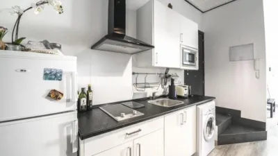 Piso en alquiler en Sol - Imagen 3