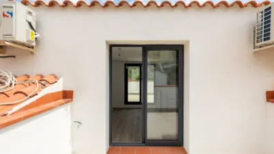 Semi-detached chalet on Carrer de Jacint Verdaguer photo 14