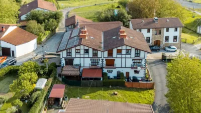 Chalet adosado en venta en Barrio de Elizmendi, Elizmendi (Asteasu) de 498.000 €