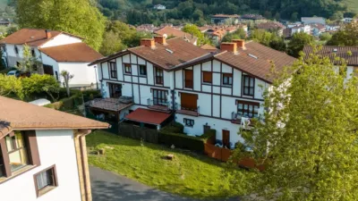 Chalet adosado en venta en Barrio de Elizmendi, Elizmendi (Asteasu) de 498.000 €