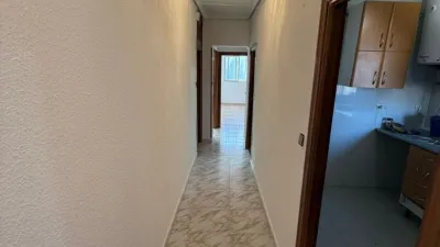 Apartment on Calle del Lago Iseo photo 4