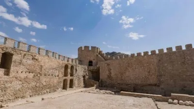 Piso – Villena, l'Alt Vinalopó / El Alto Vinalopó - Más
