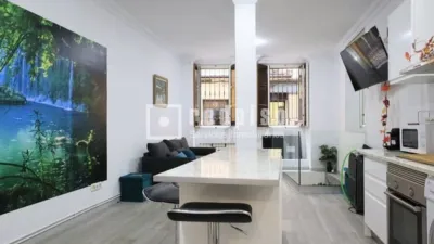 Apartment on Calle de San Hermenegildo photo 2