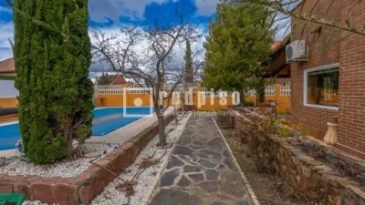 Chalet en venta en Arroyomolinos, Zona de - Casco Antiguo La Dehesa los Monteros, Zona de las Cárcavas-Arroyo del Bosque (Arroyomolinos) de 699.000 €