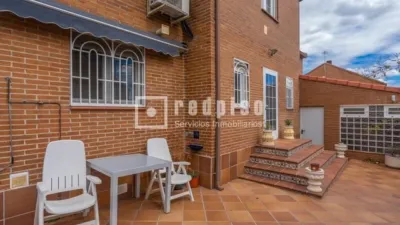 Chalet en venta en Arroyomolinos, Zona de - Casco Antiguo La Dehesa los Monteros, Zona de las Cárcavas-Arroyo del Bosque (Arroyomolinos) de 699.000 €
