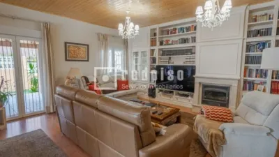 Chalet en venta en Arroyomolinos, Zona de - Casco Antiguo La Dehesa los Monteros, Zona de las Cárcavas-Arroyo del Bosque (Arroyomolinos) de 699.000 €