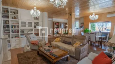 Chalet en venta en Arroyomolinos, Zona de - Casco Antiguo La Dehesa los Monteros, Zona de las Cárcavas-Arroyo del Bosque (Arroyomolinos) de 699.000 €