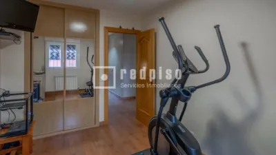 Chalet en venta en Arroyomolinos, Zona de - Casco Antiguo La Dehesa los Monteros, Zona de las Cárcavas-Arroyo del Bosque (Arroyomolinos) de 699.000 €
