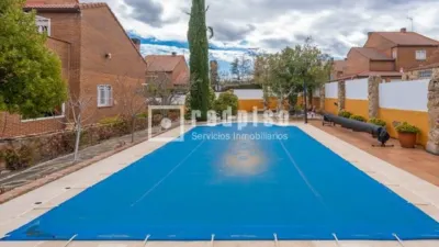 Chalet en venta en Arroyomolinos, Zona de - Casco Antiguo La Dehesa los Monteros, Zona de las Cárcavas-Arroyo del Bosque (Arroyomolinos) de 699.000 €