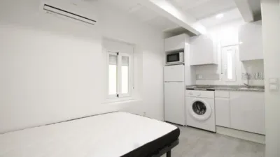 Estudio en alquiler en Bellas Vistas - Imagen 6