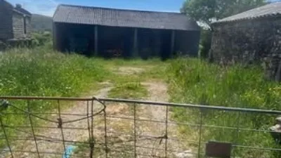 Casa en venta en Outes, Outes de 60.000 €