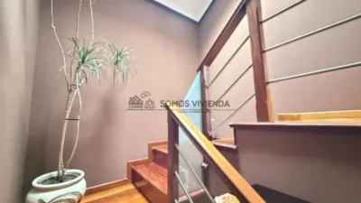 Semi-new detached house in Coles (Capital) photo 27