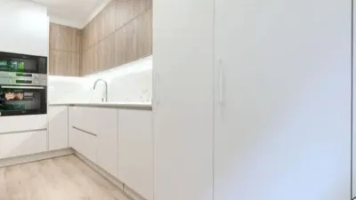 Apartment on Calle de Rodríguez Arias photo 9