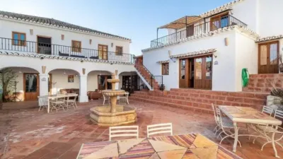 Chalet in Alcaudete photo 8