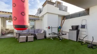 Penthouse in University Area photo 4