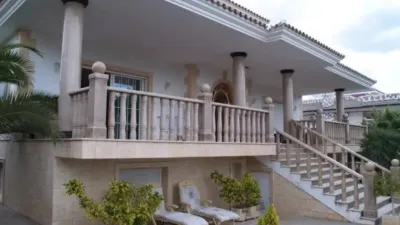 Chalet in L'Alfàs del Pi photo 2