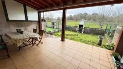 Semi-new detached house in Coles (Capital) photo 2