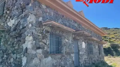 Rustic house on Calle Pago de La Lagunilla, S-N photo 3