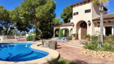 Chalet in L'Alfàs del Pi photo 2