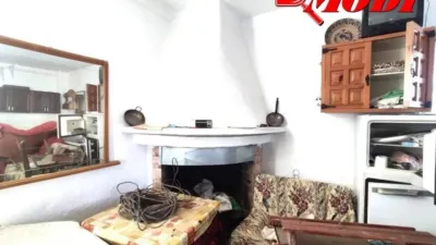 Rustic house in Villamena photo 3