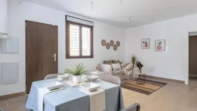 Apartment on Ronda de Belén Street photo 2