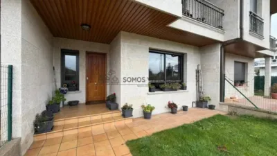 Semi-new detached house in Coles (Capital) photo 36
