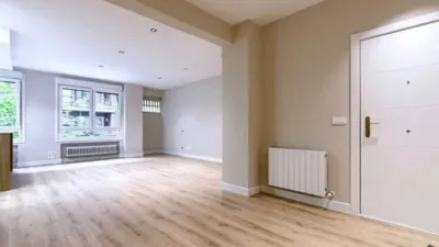 Apartment on Calle de Rodríguez Arias photo 4