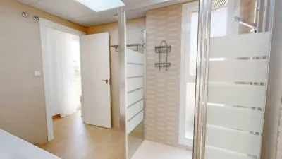 Chalet on Calle Playa Perla de Levante, -1 photo 19