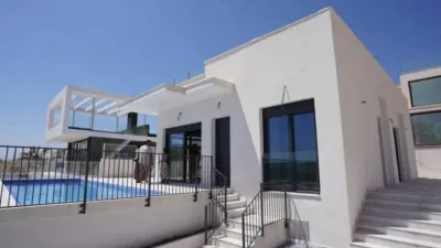 Chalet on Calle Polop, -1 photo 14