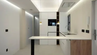 Apartment on Center Street, -1 photo 2