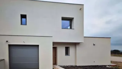 Chalet in Palau-Saverdera photo 2