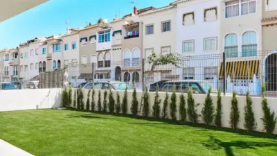Chalet on Calle Ramon Rubial, 30, -1 photo 3