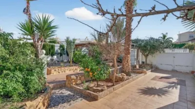 Chalet on Calle Gran Alacant, -1 photo 9