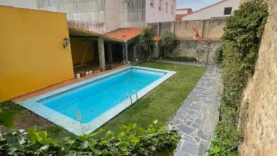Chalet on Calle de Coria photo 2